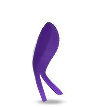 Load image into Gallery viewer, Bucci vibrating double cock ring with clitoral stimulator