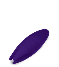 Load image into Gallery viewer, Chiara vibrating clitoris massager