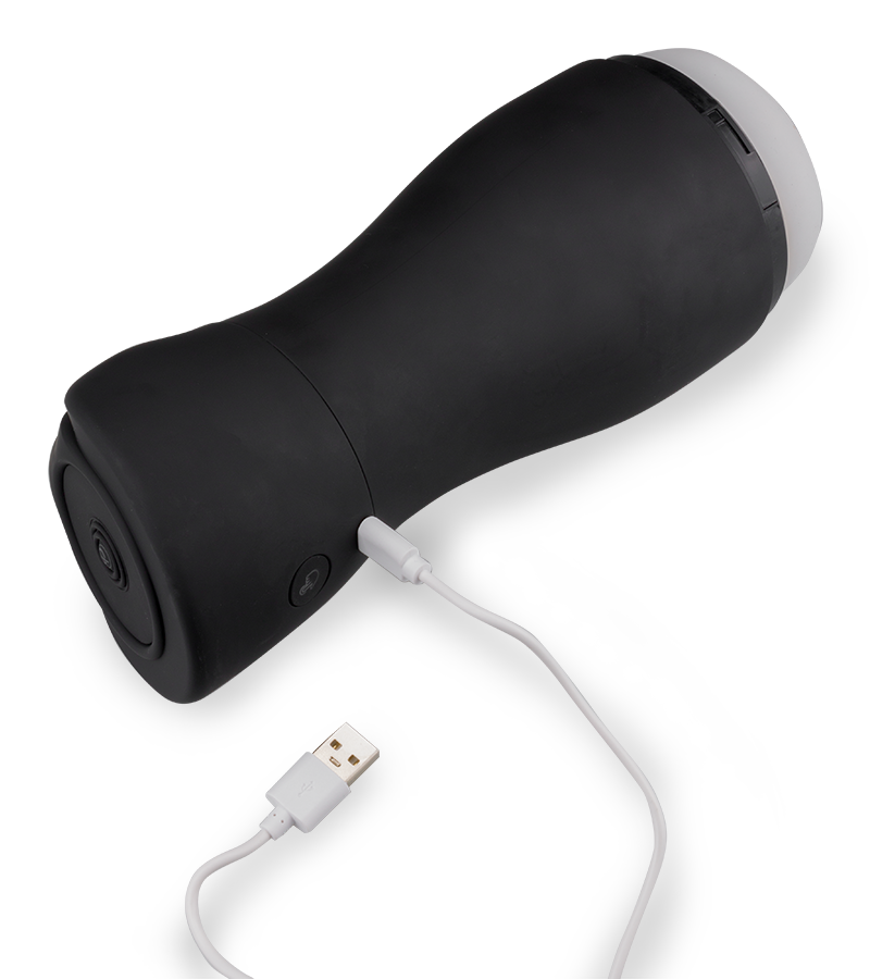 Colonel sucking and vibrating masturbator