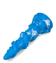 Load image into Gallery viewer, Cthulhu tentacle suction cup dildo