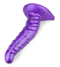 Load image into Gallery viewer, Curved dragon suction-cup dildo 7.75 inches