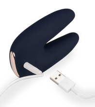 Load image into Gallery viewer, Dark Fox clitoris stimulator