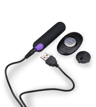 Load image into Gallery viewer, Double-penis strap-on dildo 20 modes