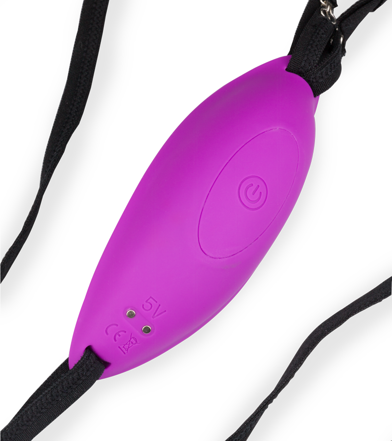 Penelope massaging and vibrating knickers