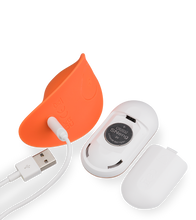 Load image into Gallery viewer, Riviera remote-controlled vibrating knickers