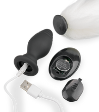 Load image into Gallery viewer, Vibrating butt plug with white synthetic fur tail