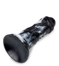 Load image into Gallery viewer, Vulkor suction cup alien dildo